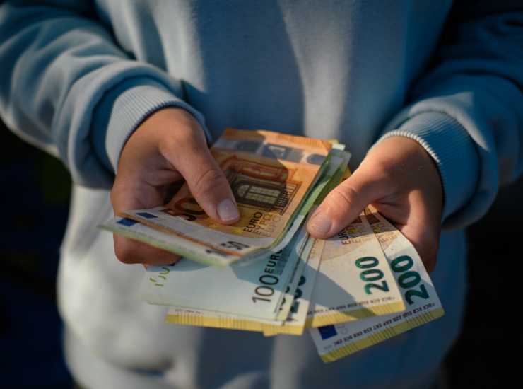 Gratta e vinci vinti 2 milioni di euro ecco dove - Giornalepop.it (Fonte foto Canva)