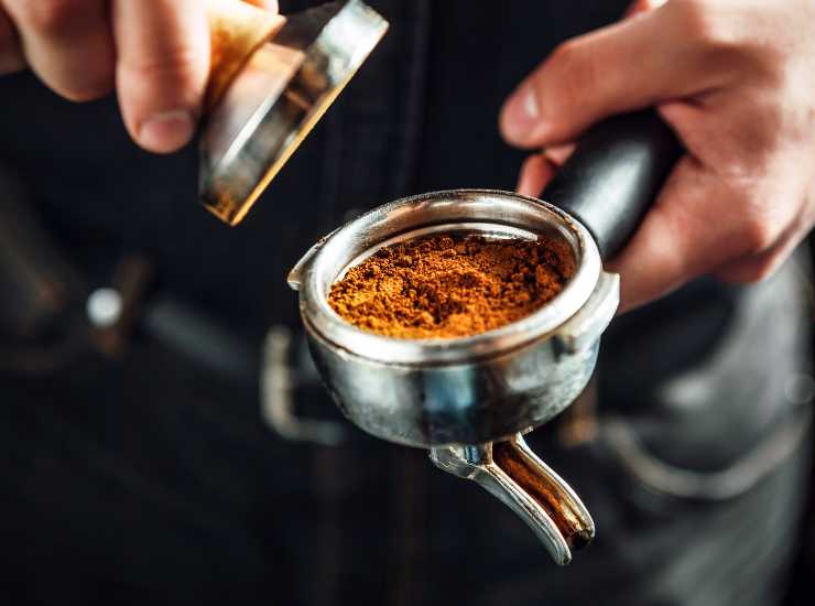 Il caffè diventa pericoloso - Giornalepop.it (Fonte foto Canva)