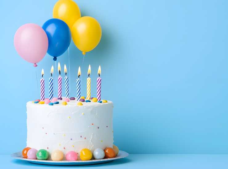 L'Italia cambia regole sul compleanno hai un anno in più - Giornalepop.it (Fonte foto Canva)