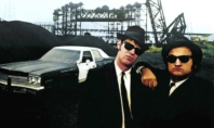 THE BLUES BROTHERS IN UNA CHICAGO DEMENZIALE