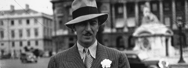 WALT DISNEY CREA IL PROPRIO STILE