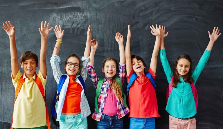 Bonus tutti a scuola da 4032 euro come richiederlo - Giornalepop.it (Fonte Foto Canva)