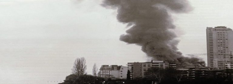 SMOKE ON THE WATER, NATO TRA LE FIAMME