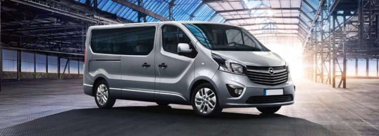 FURGONI A 9 POSTI PER IL NOLEGGIO