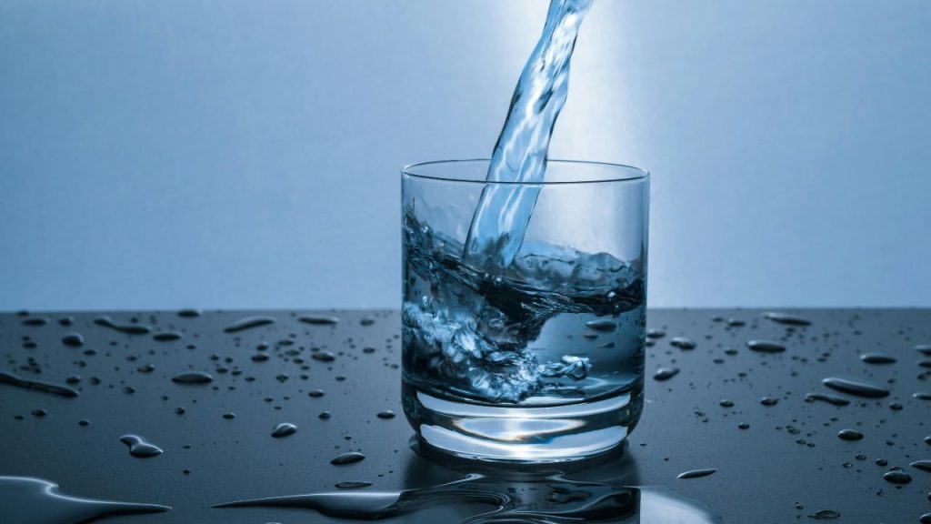 Il bicchiere di acqua contro i furti in casa - giornalepop.it - 20250912