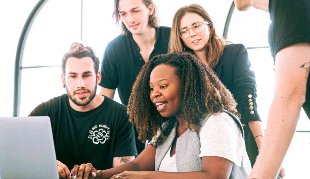 Nuovi 1000 posti di lavoro con diploma - Giornalepop.it (Fonte