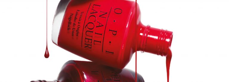 “KISS ME ON MY TULIPS”: I COLORI DEGLI SMALTI