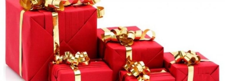 NASCONDERE I REGALI PER SALVARE IL NATALE