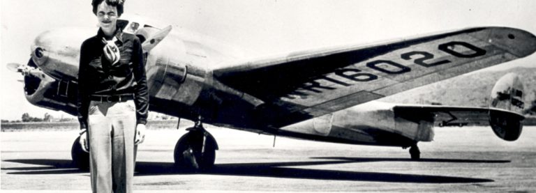 AMELIA EARHART SCOMPARSA IN CIELO
