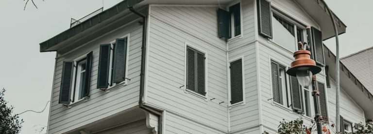 DOROTHEA PENSA ALLA TUA VECCHIAIA