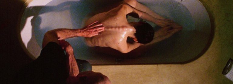 MARCO MARIOLINI AMA GLI SCHELETRI VIVENTI