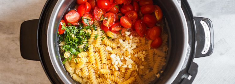 INSTANT POT SOSTITUISCE LE PENTOLE DI COCCIO