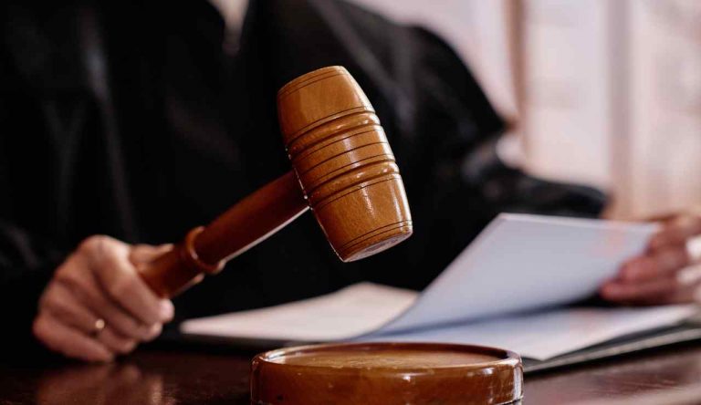 Corte di cassazione errore versamento casse comunali - Giornalepop.it (Fonte foto Canva)