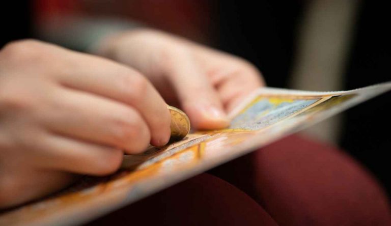 Gratta e vinci trovati i più vincenti - Giornalepop.it (Fonte foto Canva)