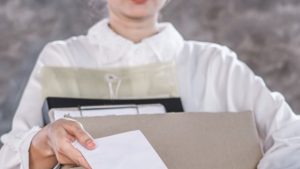 Pioggia di lettere di licenziamento, in Italia torna l'incubo disoccupazione - Giornalepop.it