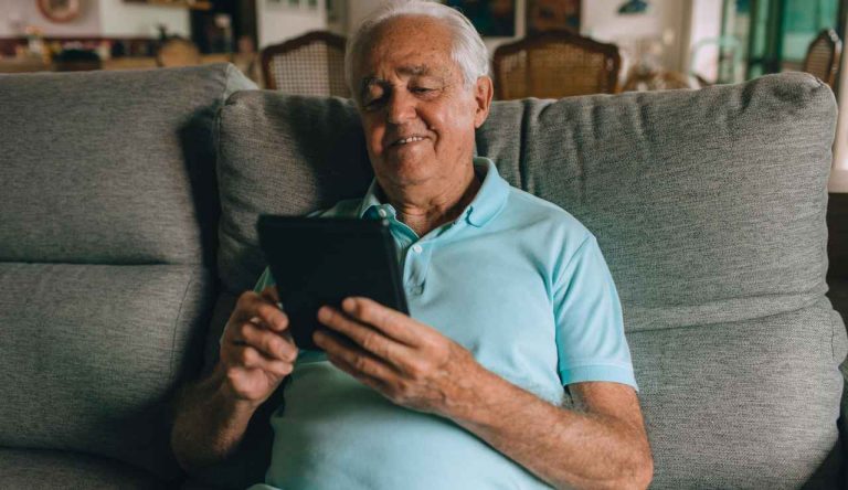 Riforma pensioni in arrivo un sacco di soldi anche se hai lavorato poco - Giornalepop.it (Fonte foto Canva)